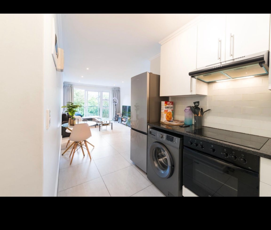 To Let 2 Bedroom Property for Rent in Kenilworth Western Cape